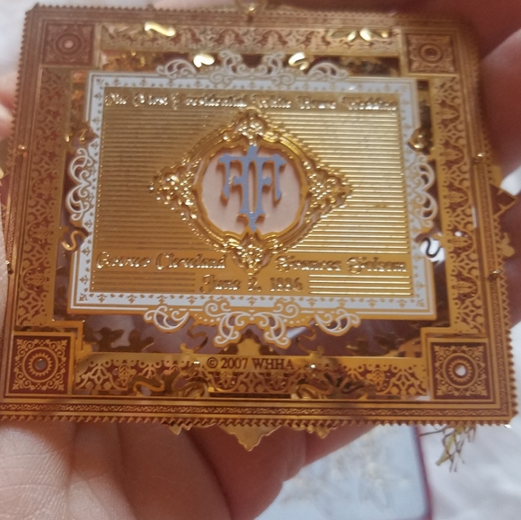 The White House historical Association Christmas ornament dated 2007. - Picture 3 of 5